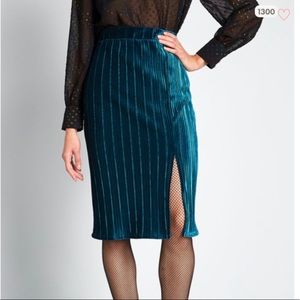 Blue velvet pleated skirt from Mod Cloth. Like new!